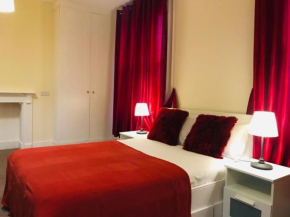 Vauxhall Stay, London